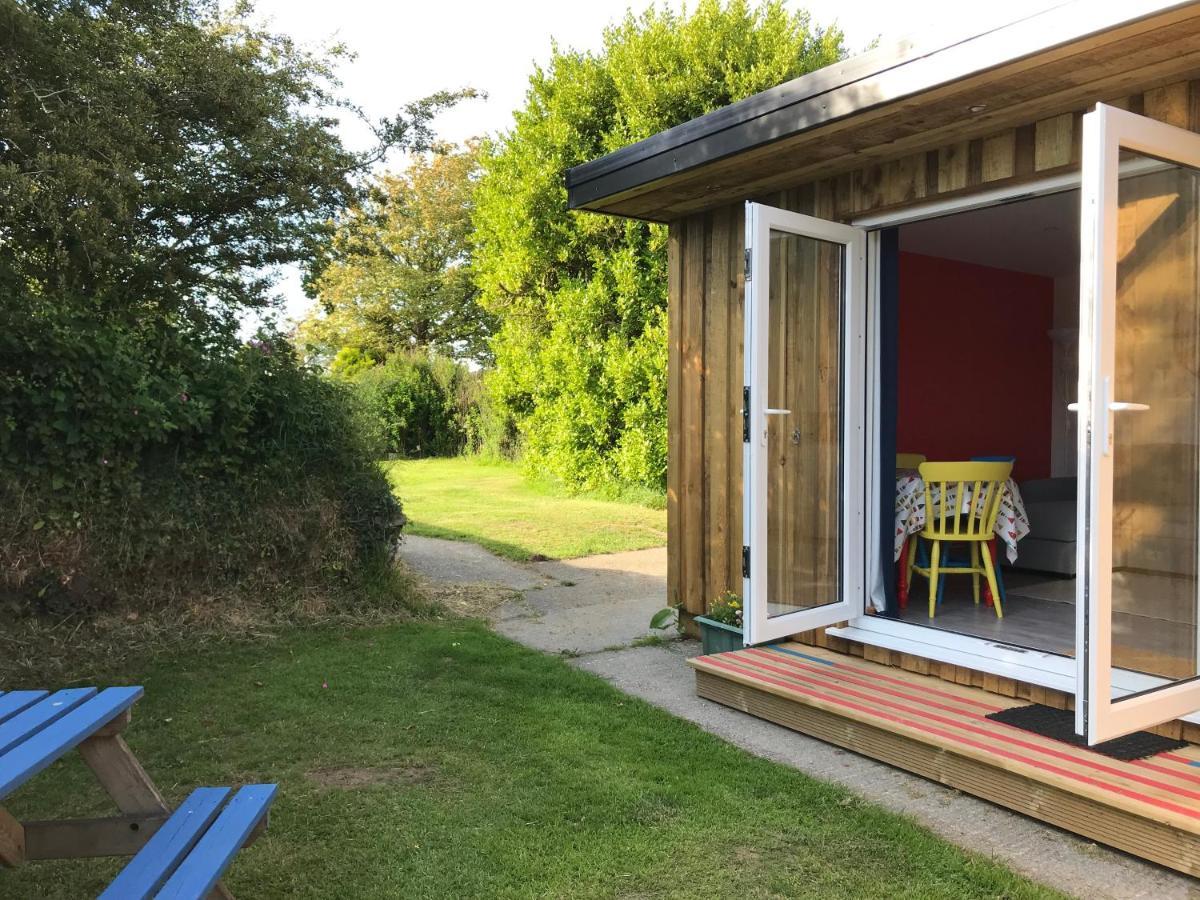 Woodpecker Glamping Cabin 보드민 외부 사진